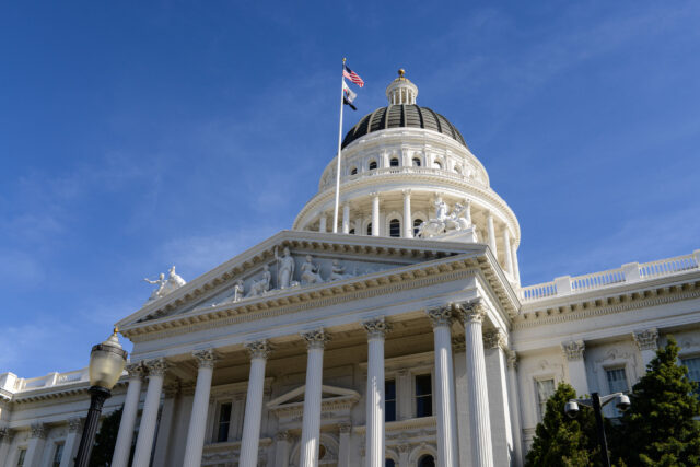 photo - Sacramento Capitol Building of California
